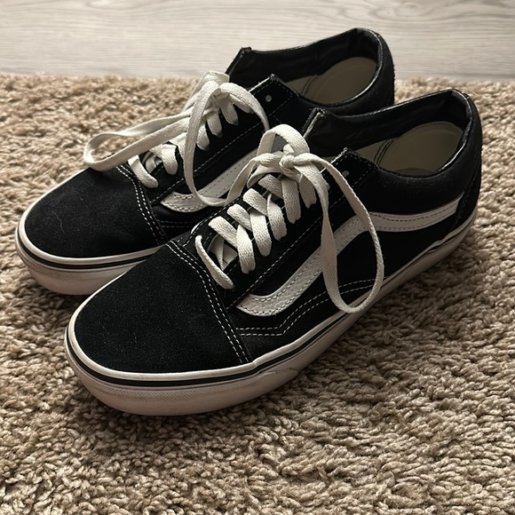 Vans Shoes Womens Black Low Platform Vans Size 8 Great Condition
